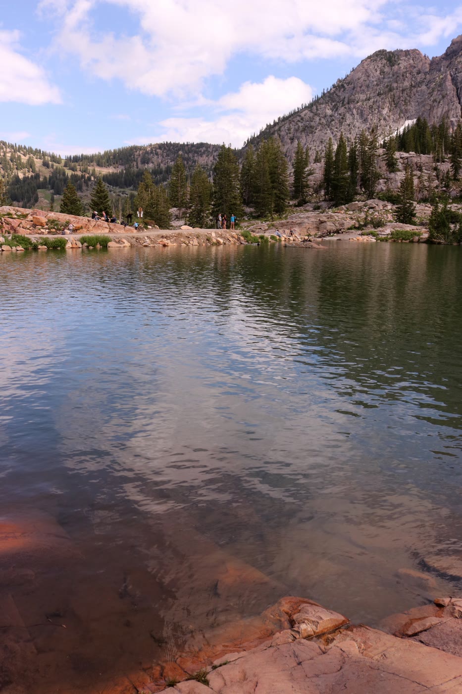Clear shallows and the Albion wall at Cecret Lake