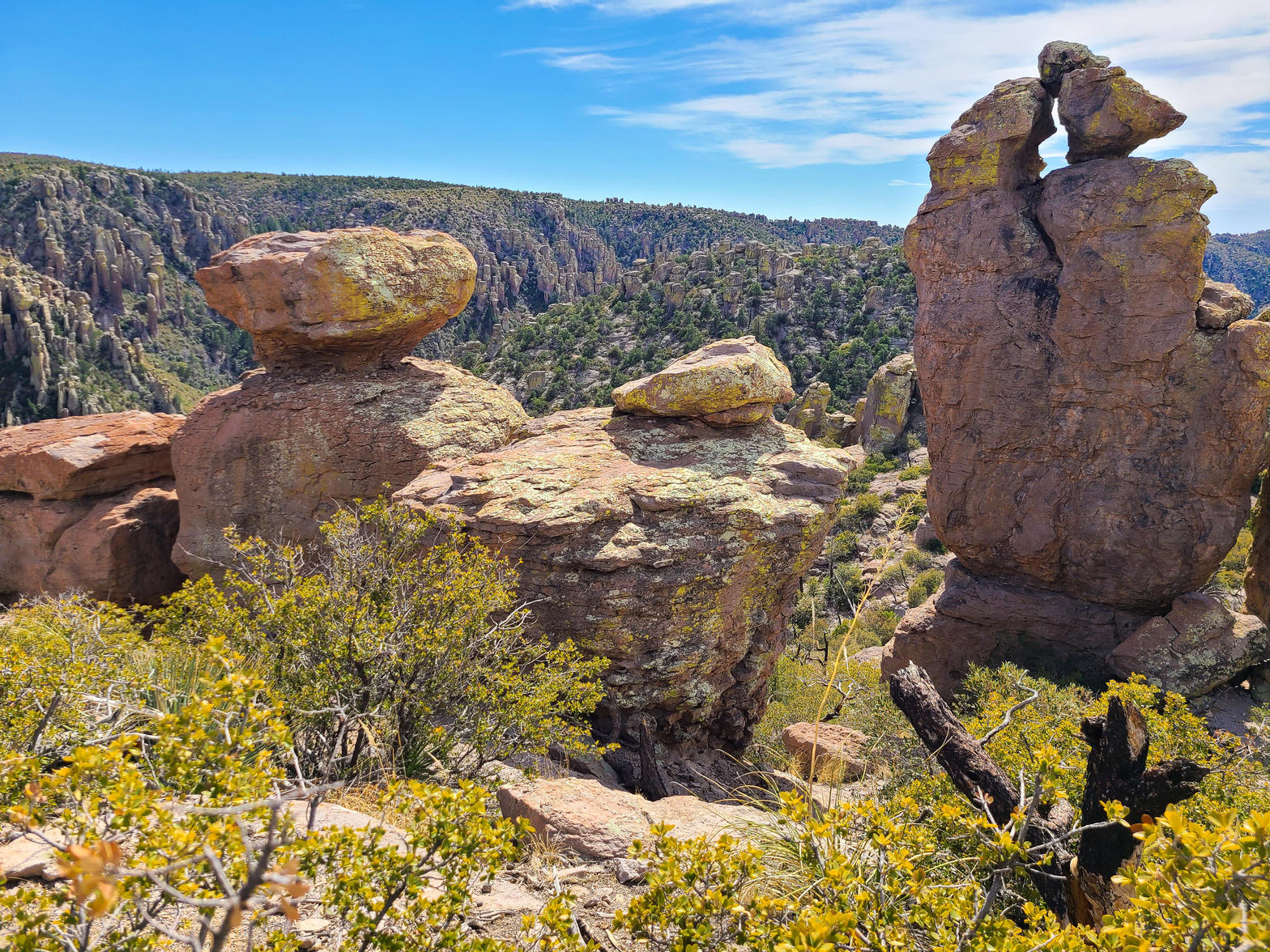 Balanced rhyolite in the Heart of Rocks