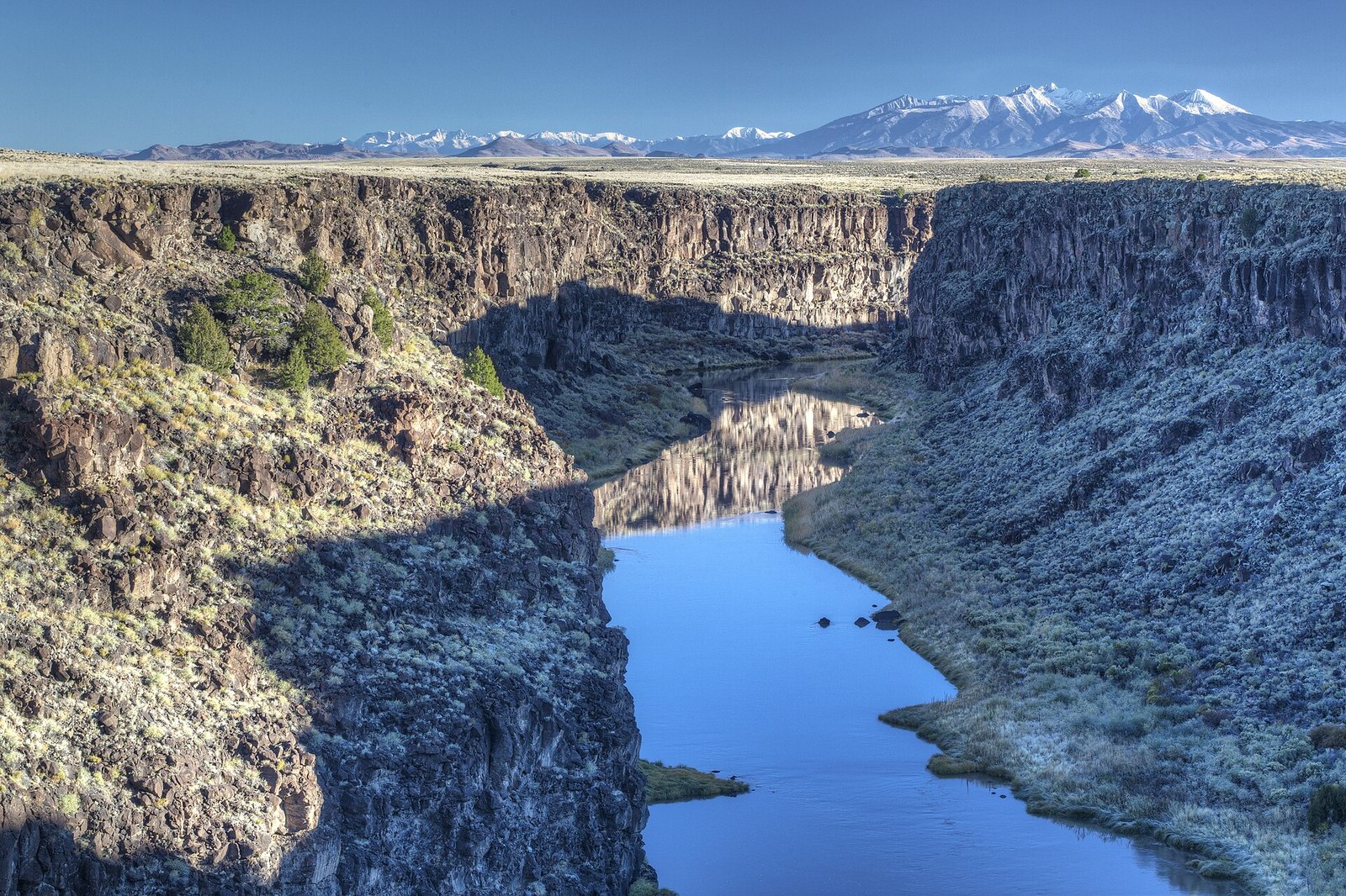 The Rio Grande in its basaltic gorge