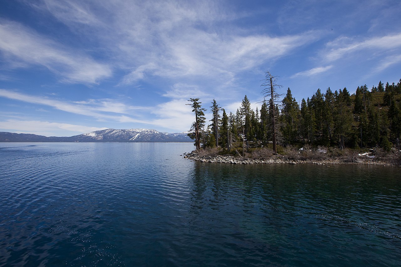The east shore looking toward the Sierra
